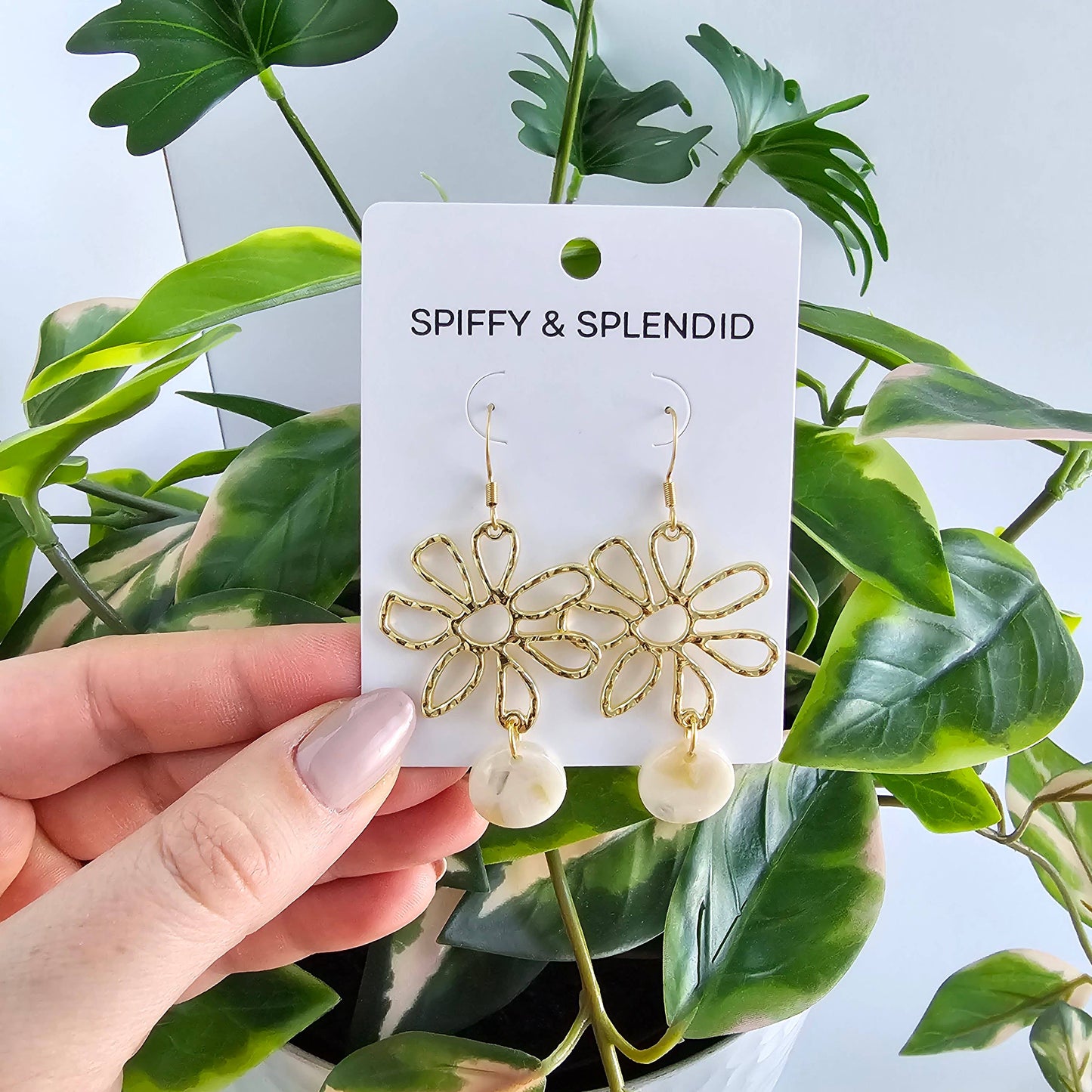 Maisy Earrings - Cream // Spring, Summer, Flower