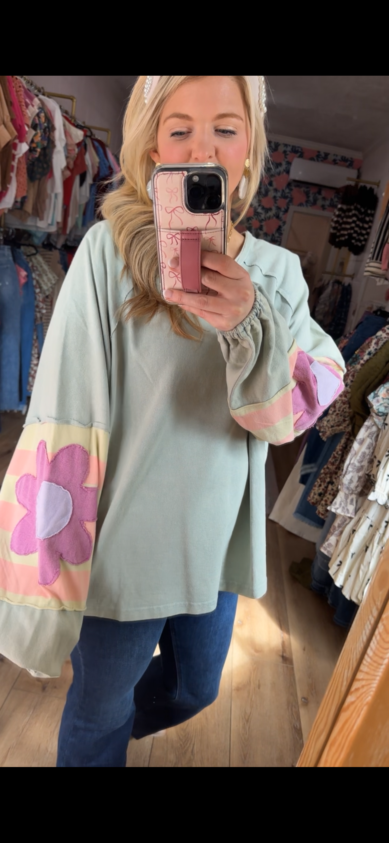 Easel Flower Printed Pullover- Sage
