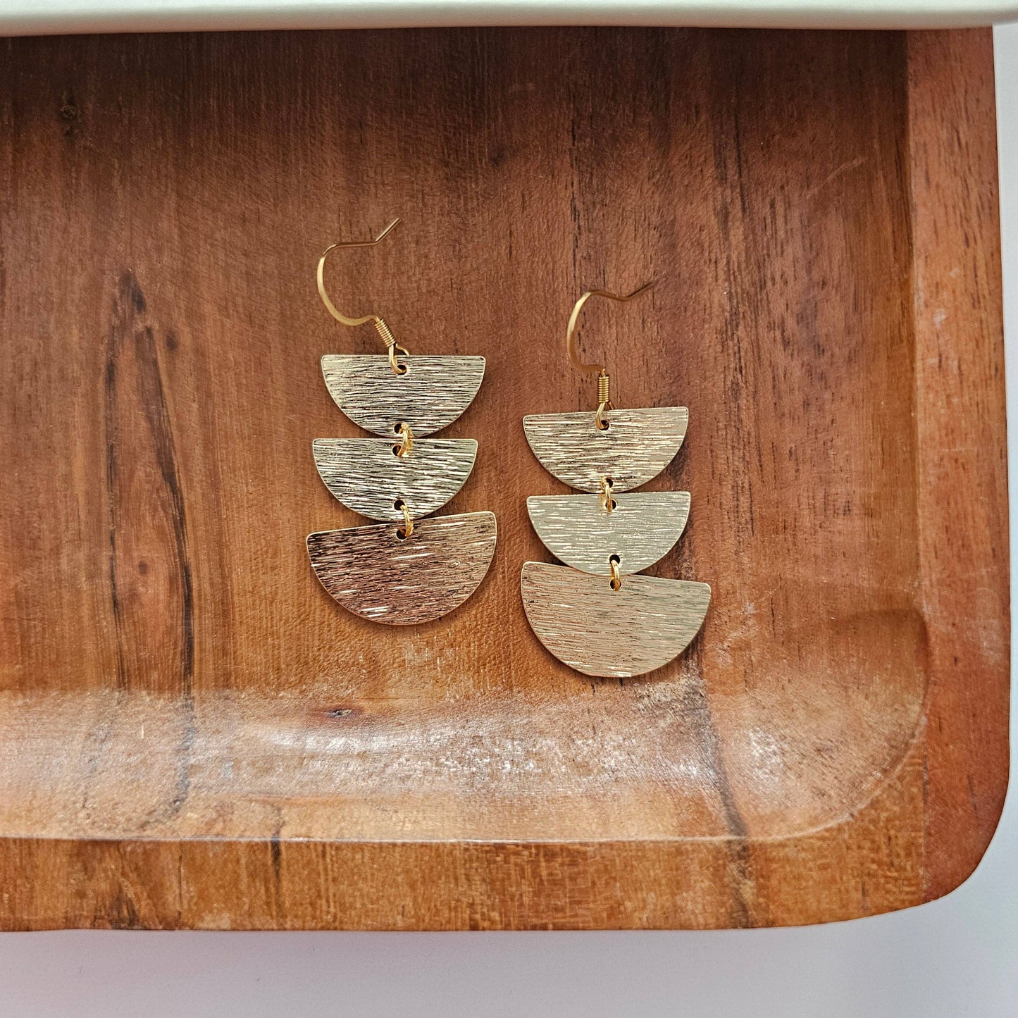 Kinsley Earrings - Gold // Spring, Summer, Statement