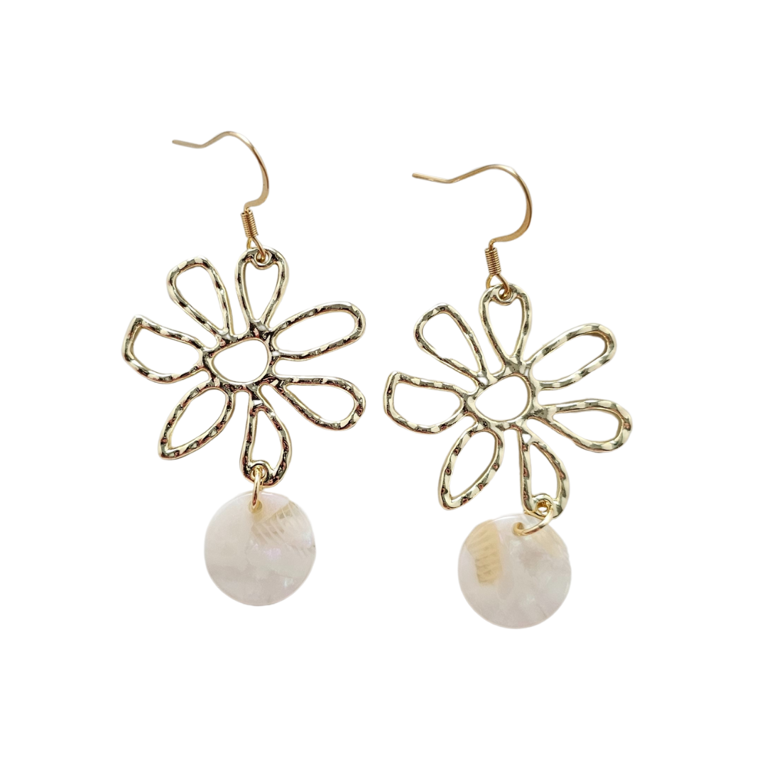 Maisy Earrings - Cream // Spring, Summer, Flower