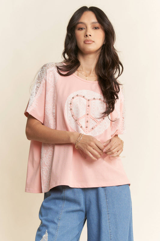 HEART PEACE PATCH LACE PEARL SHORT SLEEVE TOP: Pink / L