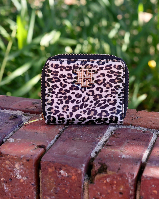 Blakely Wallet Spotted: Default