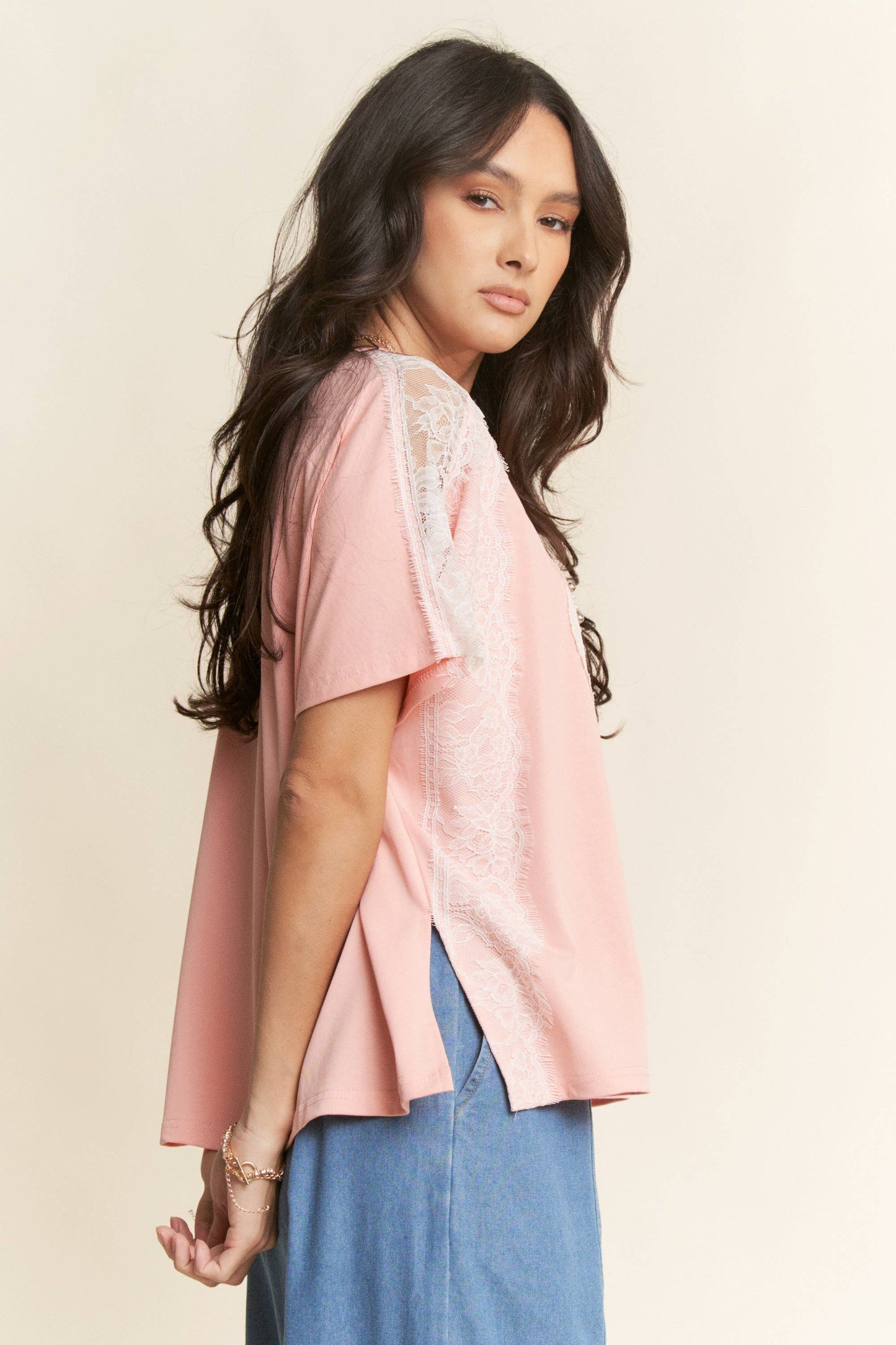 HEART PEACE PATCH LACE PEARL SHORT SLEEVE TOP: Pink / L