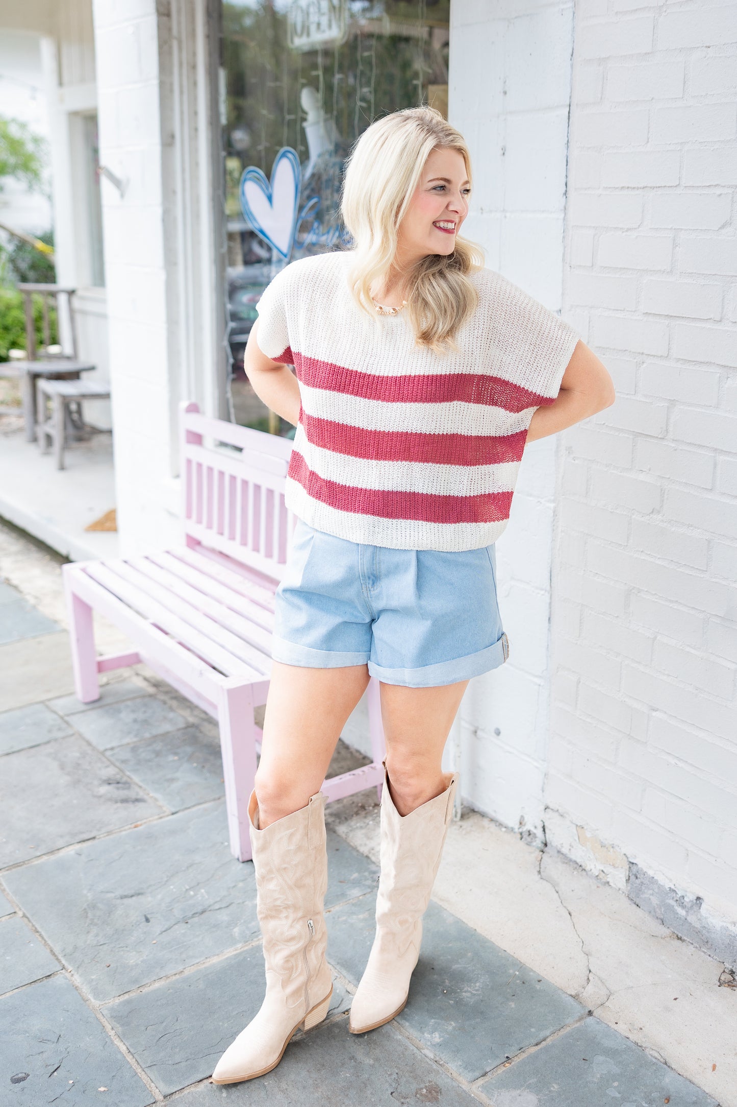Light weight stripe cutie