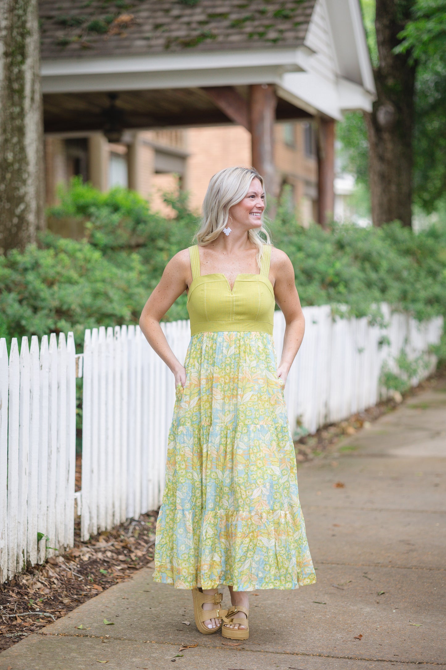 Cutie Cottage Maxi