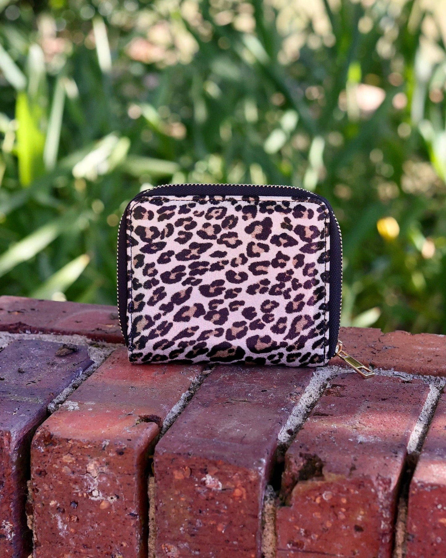 Blakely Wallet Spotted: Default